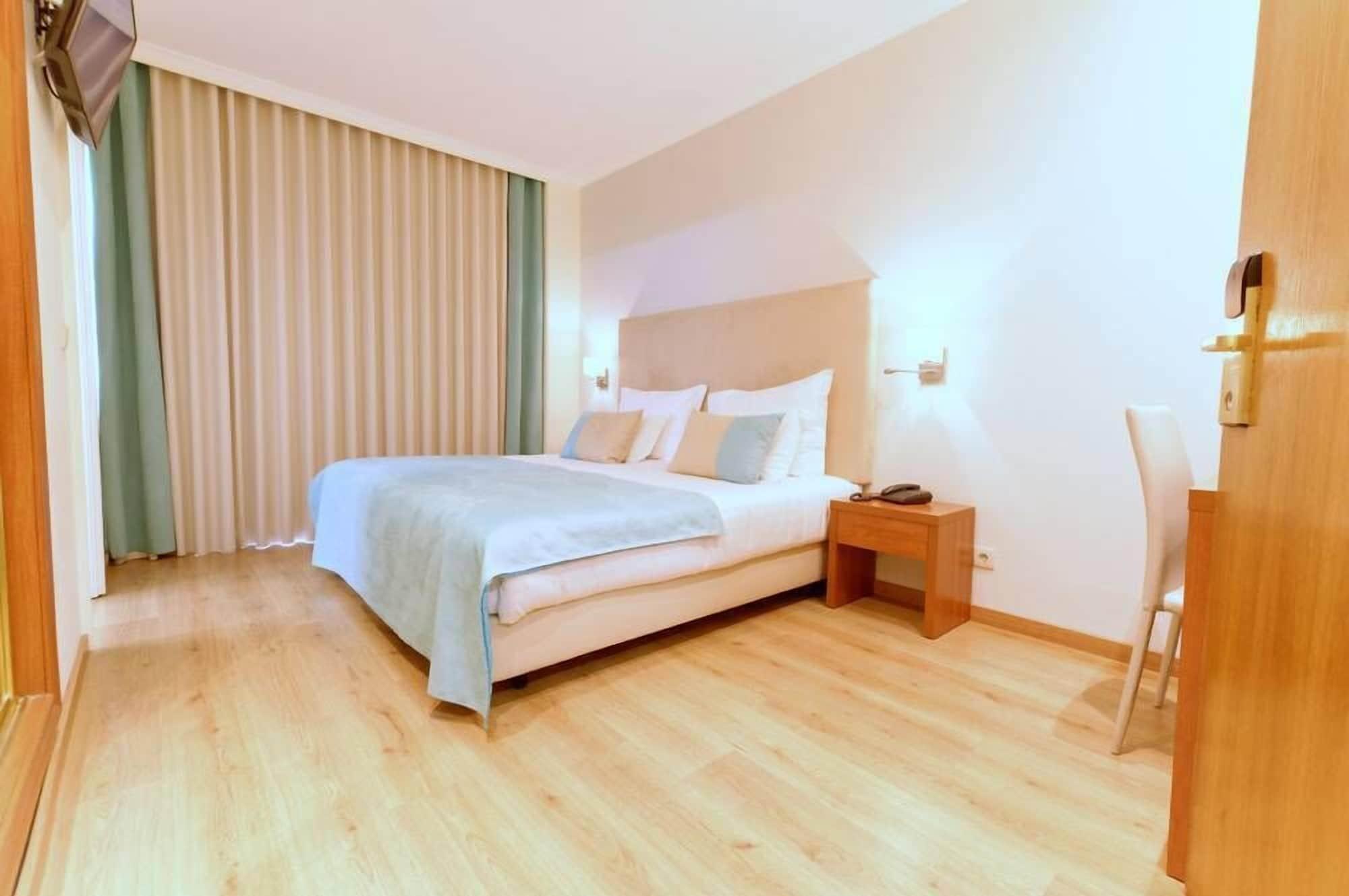 Hotel Baia De מונטה גורדו מראה חיצוני תמונה